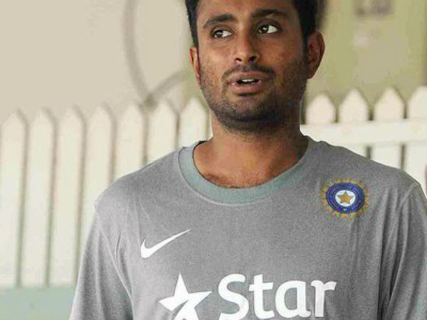 ఊగిపోయిన అంబటి రాయుడు