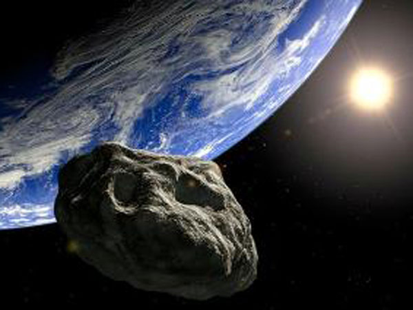 This Absolutely Ginormous Asteroid Is Passing Close by Earth in Two Weeks Time This Absolutely Ginormous Asteroid Is Passing Close by Earth in Two Weeks Time