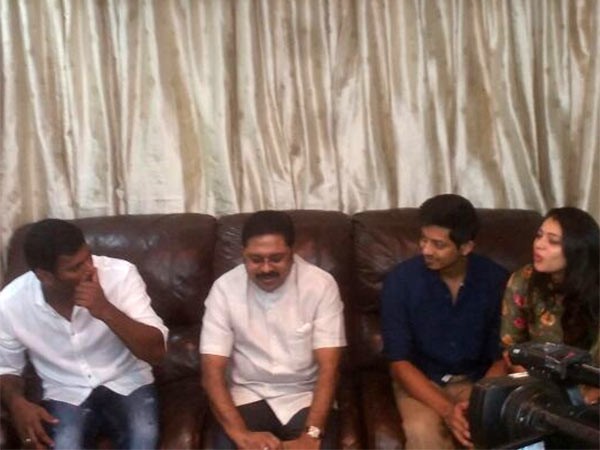 TTV Dinakaran welcomed actor Vishal to politics. TTV Dinakaran welcomed actor Vishal to politics.