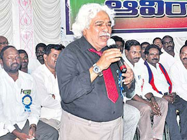 Gaddar changed his getup Gaddar changed his getup