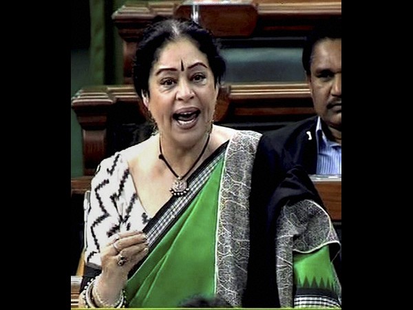 Keep Boys At Home, Not Girls: Kirron Kher On Chandigarh Stalking Keep Boys At Home, Not Girls: Kirron Kher On Chandigarh Stalking