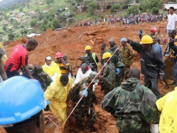 Sierra Leone mudslide: At least 600 still missing in Freetown Sierra Leone mudslide: At least 600 still missing in Freetown