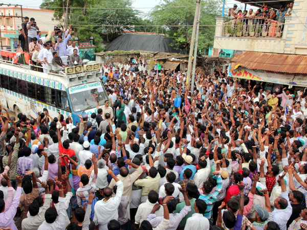 నమ్మశక్యంగా లేదని: