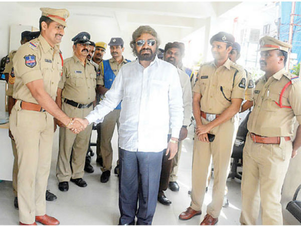 ఎలా వచ్చారంటే..