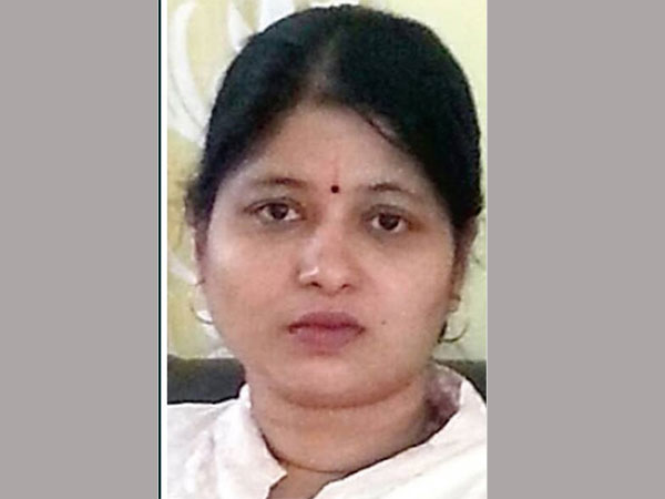 అన్నాడీఎంకే మల్లగుల్లాలు
