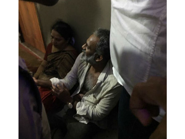 నా తల్లిని పంపించండి, నేనొస్తా: