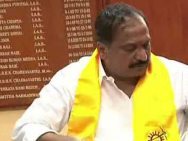 రెండు మాసాలకే ఎమ్మెల్సీకి రాజీనామా