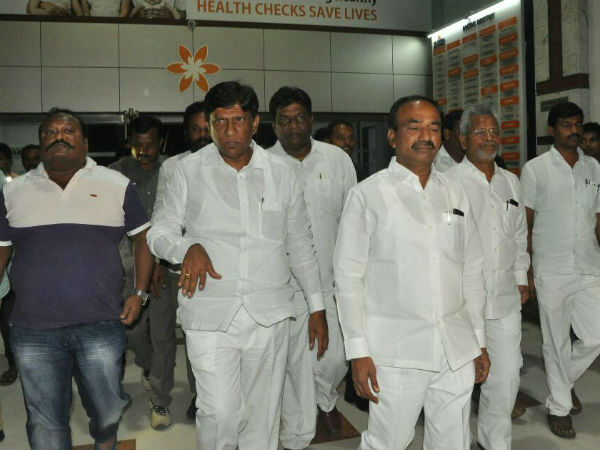 కేవలం 216 కుటుంబాలకే భూ పంపిణీ