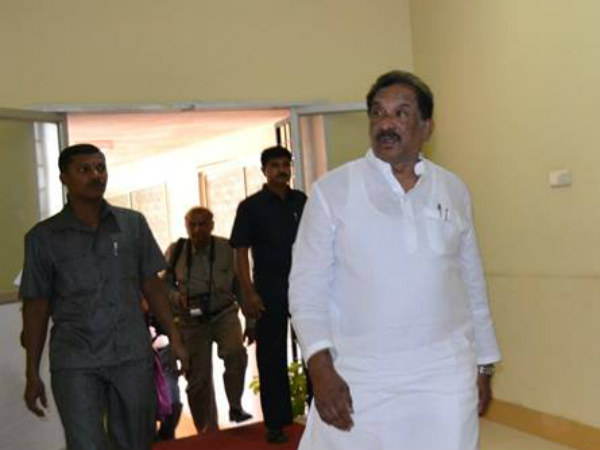 మంత్రి, ఐపీఎస్ అధికారుల విచారణ !