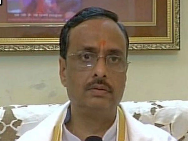 Safaigiri Awards 2017: Mughals not our ancestors but plunderers, says UP deputy CM Dinesh Sharma Safaigiri Awards 2017: Mughals not our ancestors but plunderers, says UP deputy CM Dinesh Sharma