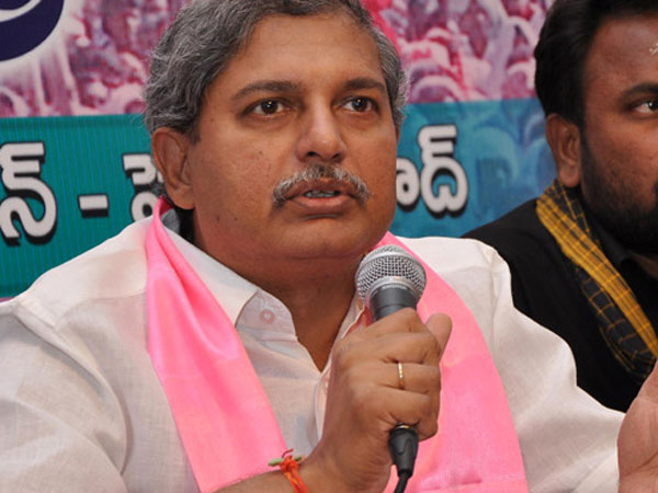 ప్రతివాదులుగా వీరే