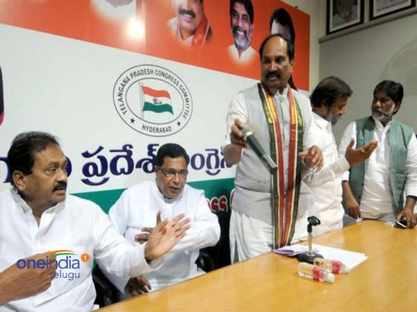కాంగ్రెస్ నేతల డిమాండ్...