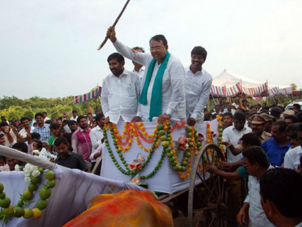 ఇందూరులో పేర్లు బయటకు రాని కమిటీలు