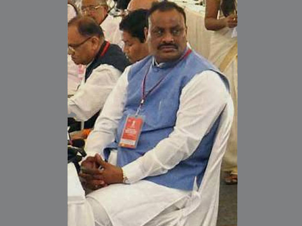 అచ్చెన్న క్లూ.. లైన్లో ఆరుగురు: