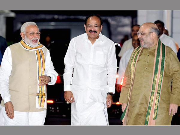 వెంకయ్య వెళ్లాక మరింత గందరగోళం