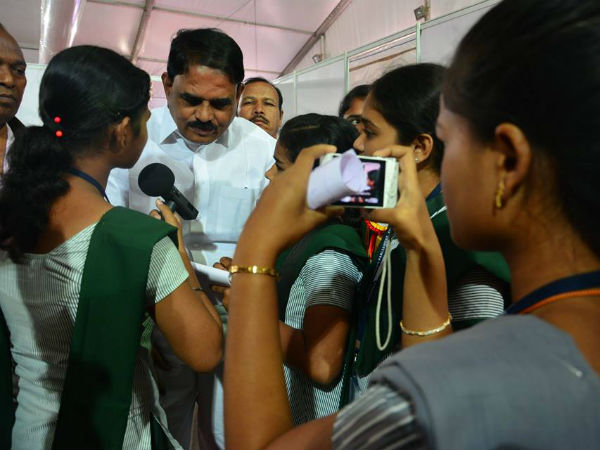 పల్లెపై సోషల్ మీడియాలో ప్రచారం: