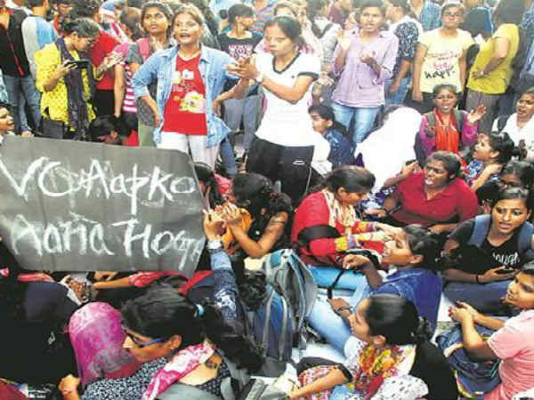 అసలేం జరిగిందంటే...