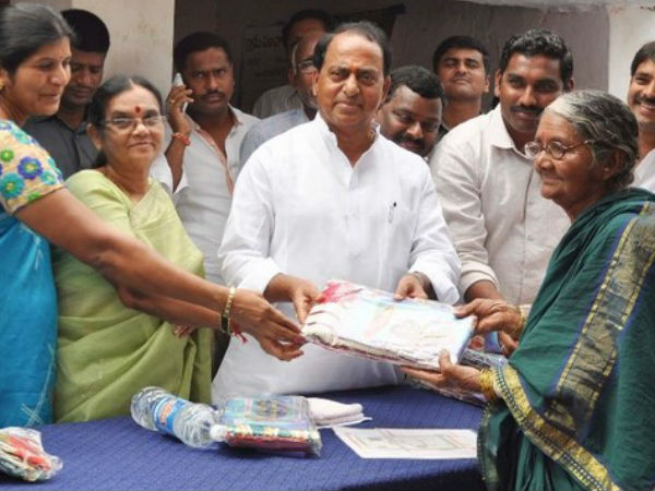 ఇప్పటికీ నాలుగోవంతు బిల్లులు మాత్రమే చెల్లింపు