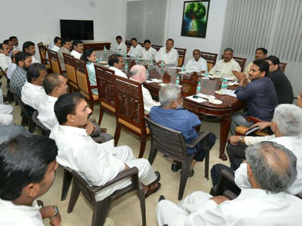 ప్రశాంత్ కిషోర్ వ్యూహం ప్రకారమే..