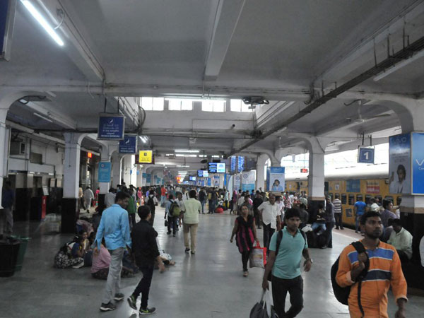 పెరగనున్న ఫ్లాట్ ఫాం టికెట్: