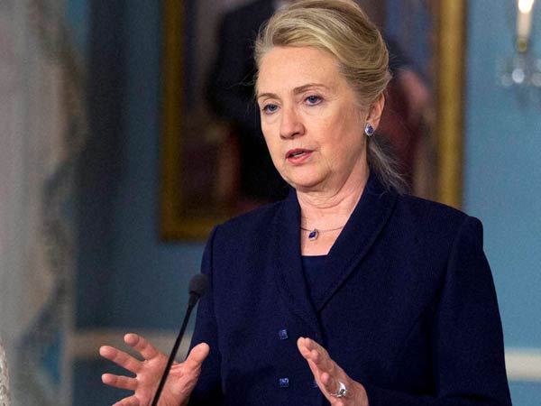 Hillary Clinton Just Clapped Back at President Trump's Tweet With an Offer Hillary Clinton Just Clapped Back at President Trump's Tweet With an Offer