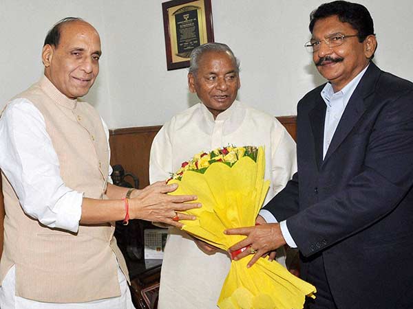Governor Vidyasagar Rao meets Union Home minister Rajnath Singh Governor Vidyasagar Rao meets Union Home minister Rajnath Singh