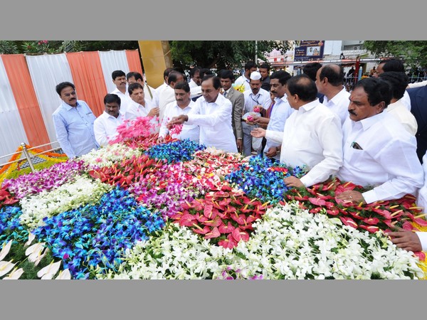 పరిటాల రవితో అనుబంధం గుర్తు చేసుకున్న కేసీఆర్