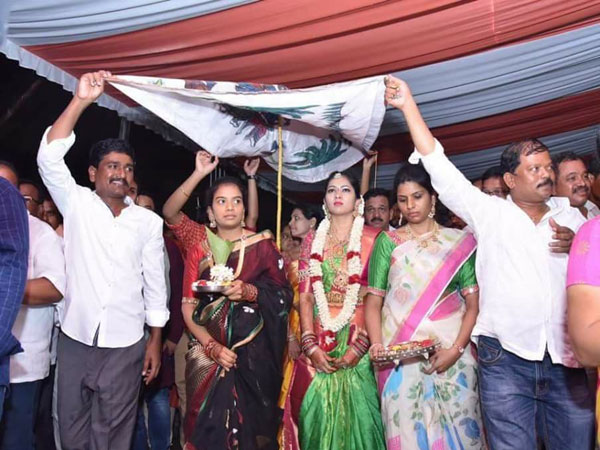 బుక్కపట్నం చెరువు గురించి అడిగిన కేసీఆర్
