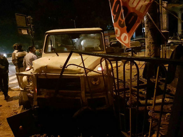 ఫ్రెండ్స్ తో ఫోన్ చేయించాడు