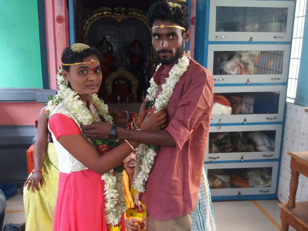 పోలీసులు తెలిపిన వివరాల ప్రకారం..