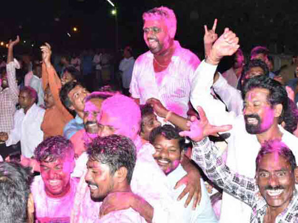 విపక్షాలకు చేదు అనుభవం