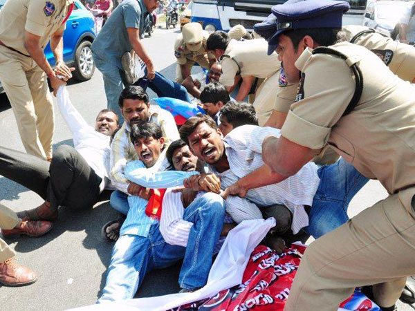2000 నుంచి ఇందిరా పార్క్ వద్దకు తరలింపు