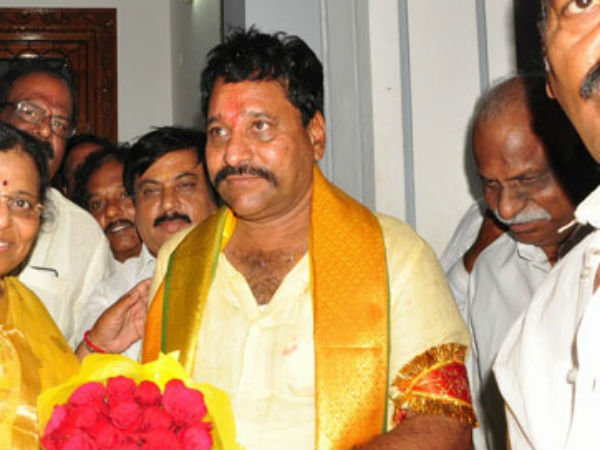 పార్టీ కోసం పనిచేసే నేతలకు గుర్తింపు