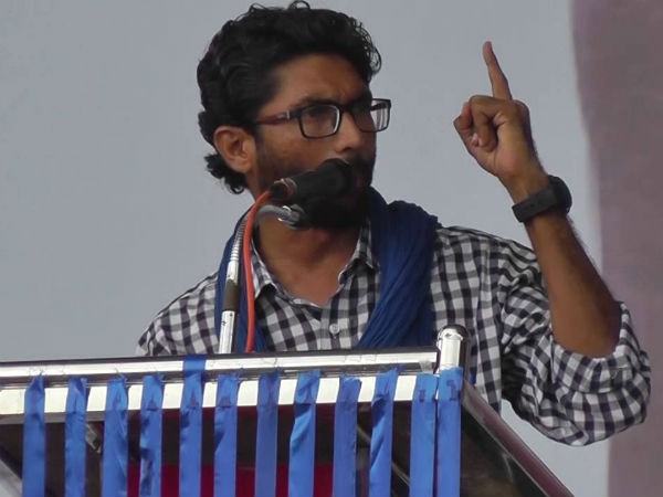 జిగ్నేశ్ మేవానీతో కలిసి పనిచేస్తామన్న హార్దిక్