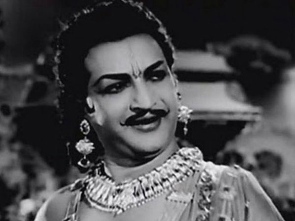 చంద్రబాబును ఇబ్బందులు పెట్టే ప్రయత్నం