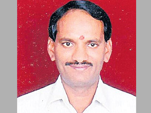 రూ.13 లక్షల ముడుపులు చెల్లించానన్న బిడకన్నె