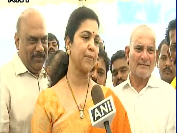 మెత్తగా మాట్లాడినా, తీవ్ర వ్యాఖ్యలే