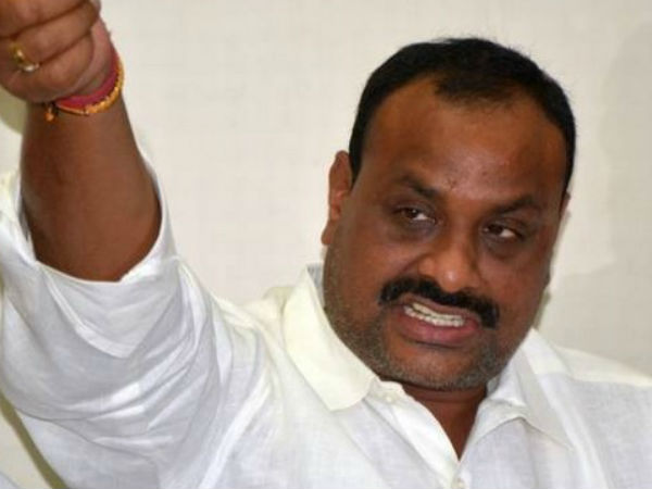 అద్దె మైకుల పనికిమాలిన విమర్శలు..