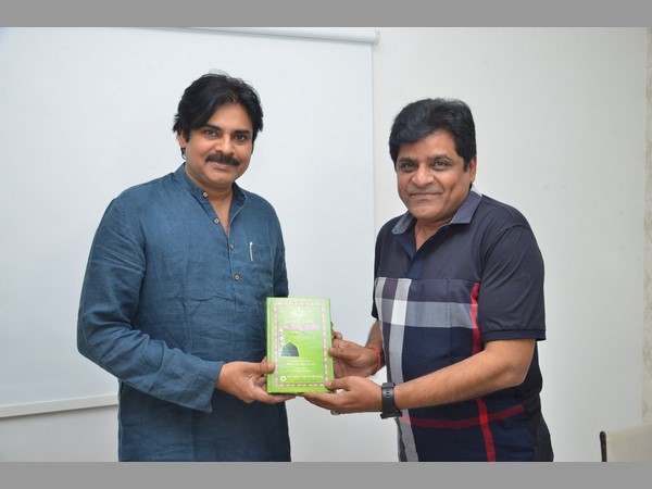ముస్లీం, క్రిస్టియన్ మత పెద్దలు, ఖురాన్ పఠించిన అలీ