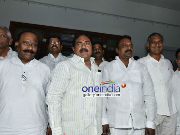 తలసాని కాకుండా ఎర్రబెల్లికి శాసనసభపక్ష పదవి