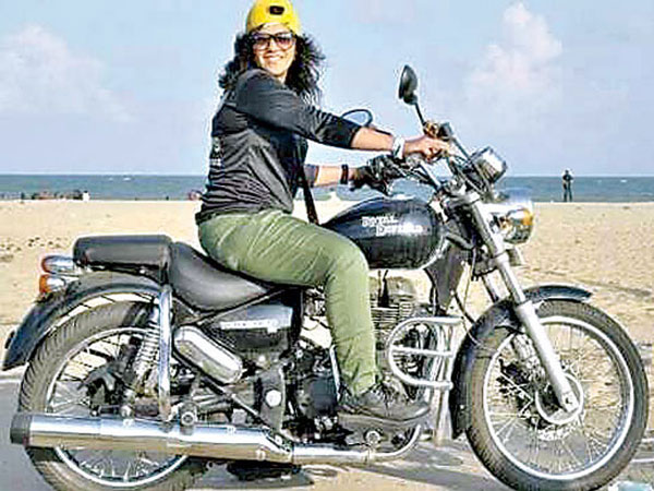 ఇంటికొచ్చి సనాతో భర్త గొడవ..
