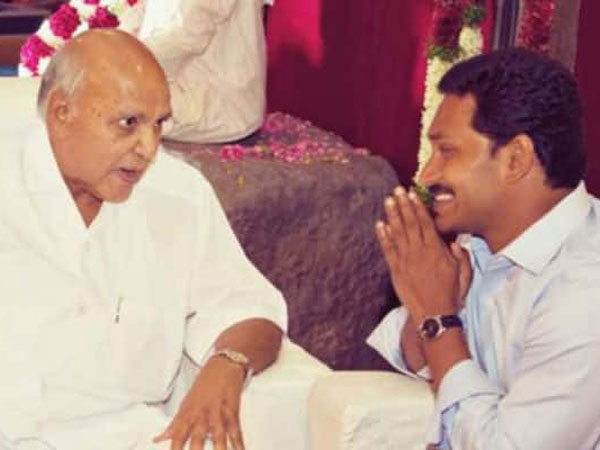 జ్యోతితో దూరమెందుకు?