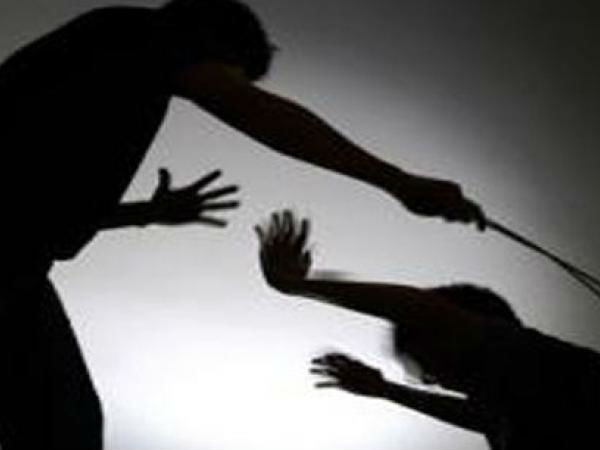 టాయిలెట్ వెళ్లాలని ప్రాధేయపడ్డా: