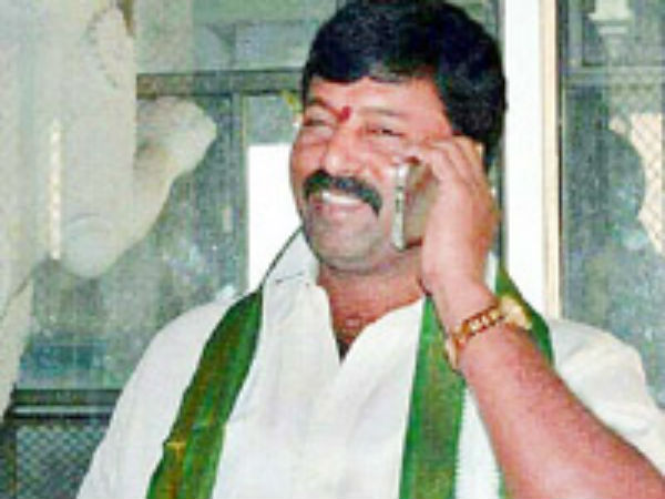నాగు విషమే కలిపారా?