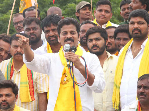 రేవంత్ వెంటే వెళ్తామంటూ అనుచరులతో సమావేశాలు