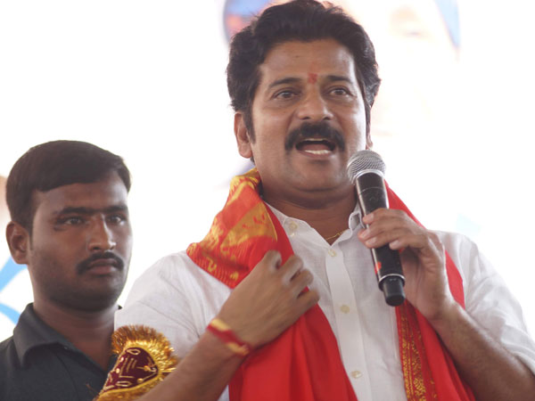 వారి వాహనాలు నిలిపివేశారు