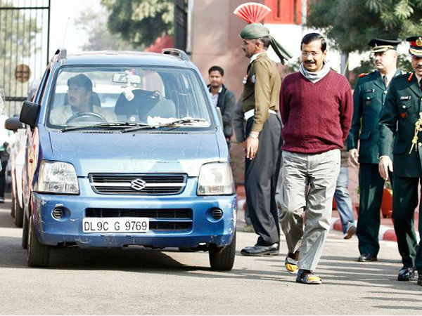 Kejriwal's Wagon R stolen outside the Delhi Secretariat Kejriwal's Wagon R stolen outside the Delhi Secretariat