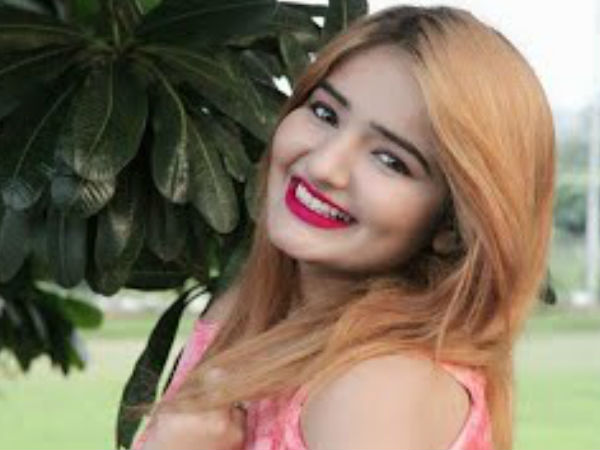 22-Year-Old Haryana Singer Harshita Dahiya Killed Near Delhi, Shot 6 Times In Neck And Head 22-Year-Old Haryana Singer Harshita Dahiya Killed Near Delhi, Shot 6 Times In Neck And Head