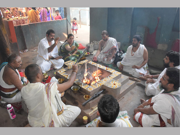 homam held in Guntur in the name of Chandrababu homam held in Guntur in the name of Chandrababu