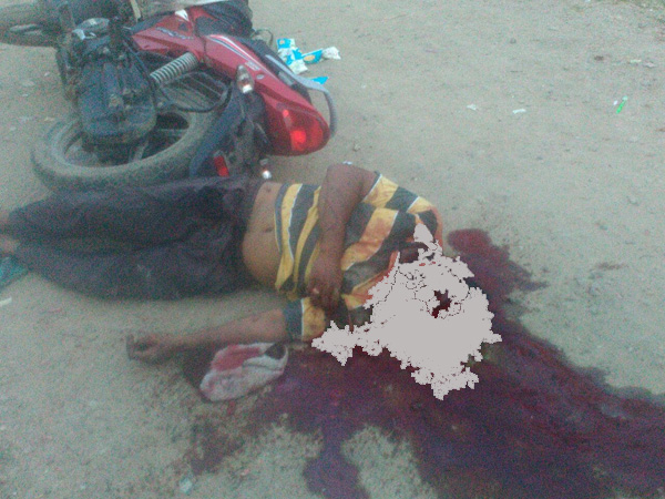 Milk vendor hacked to death at Narsaraopet Milk vendor hacked to death at Narsaraopet